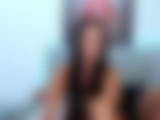 Live cam show with MeganeAndDaniel - Facial on Fapmatic.com
