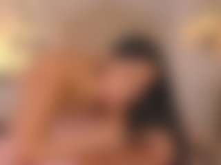Live cam show with foxy200 - Public on chickslive.net