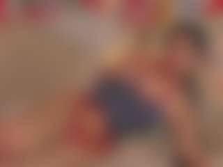 Live cam show with foxy200 - Amateur on AdultVida.com
