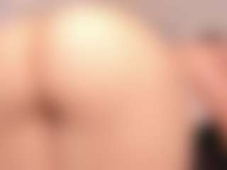 Live cam show with foxy200 - Amateur on Camsoda