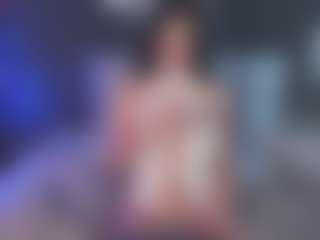 Show de câmera ao vivo com Ivanaa__ - Butt Plug no Camsoda