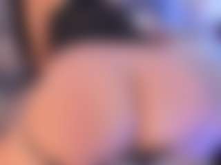 Ivanaa__'s Live Sex Cam Show