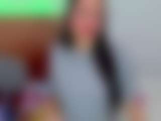 Live cam show with lexy-angel12 - Oil on Camming Site