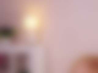 Live cam show with MaeBrowning - Ass Bouncing on Sweet Sext