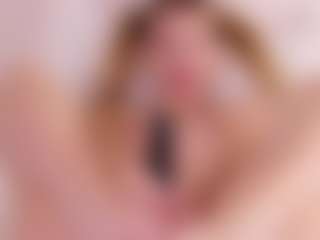 MaeBrowning's Live Sex Cam Show