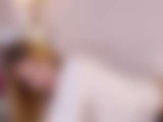 MaeBrowning's Live Sex Cam Show