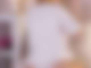 Live cam show with MaeBrowning - Blonde Hair on Camsoda