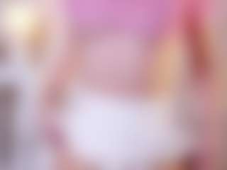 MaeBrowning's Live Sex Cam Show