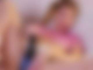 MaeBrowning's Live Sex Cam Show