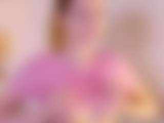 MaeBrowning's Live Sex Cam Show