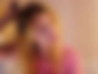 MaeBrowning's Live Sex Cam Show
