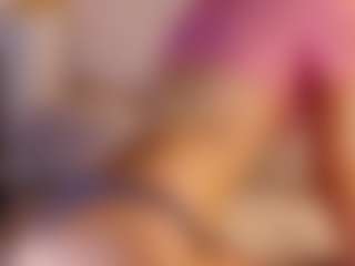 MaeBrowning's Live Sex Cam Show