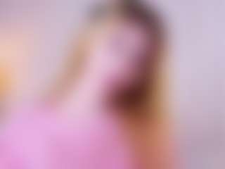 MaeBrowning's Live Sex Cam Show