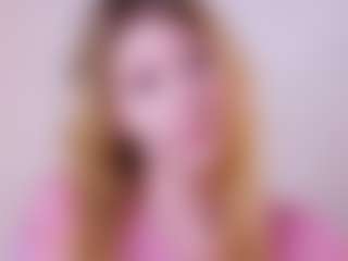 MaeBrowning's Live Sex Cam Show