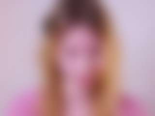 MaeBrowning's Live Sex Cam Show