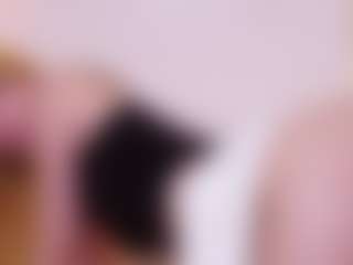 MaeBrowning's Live Sex Cam Show