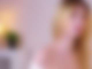 MaeBrowning's Live Sex Cam Show