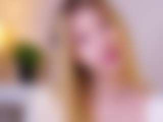 MaeBrowning's Live Sex Cam Show