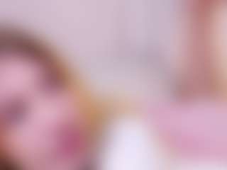 MaeBrowning's Live Sex Cam Show