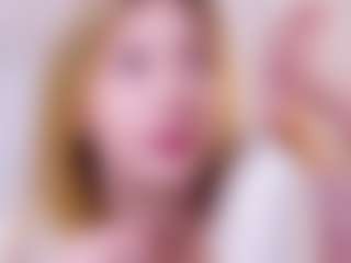 MaeBrowning's Live Sex Cam Show