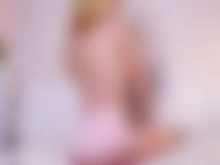 MaeBrowning's Live Sex Cam Show