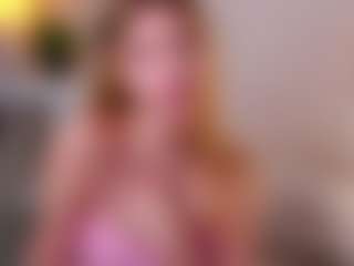MaeBrowning's Live Sex Cam Show