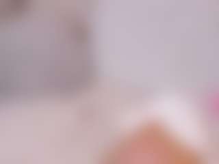 MaeBrowning's Live Sex Cam Show