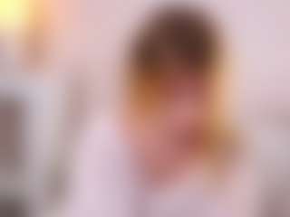 MaeBrowning's Live Sex Cam Show