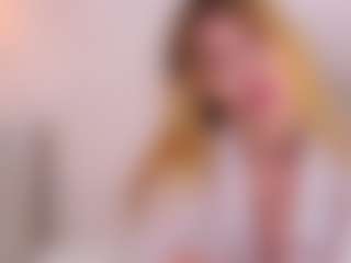MaeBrowning's Live Sex Cam Show