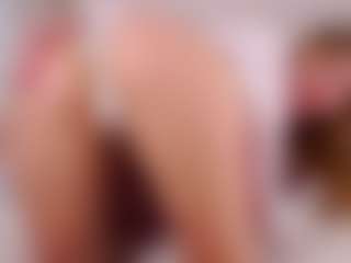 MaeBrowning's Live Sex Cam Show