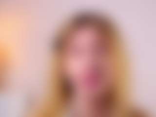 MaeBrowning's Live Sex Cam Show