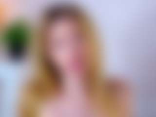 MaeBrowning's Live Sex Cam Show