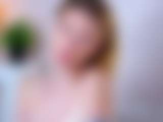 MaeBrowning's Live Sex Cam Show