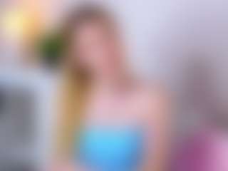 MaeBrowning's Live Sex Cam Show