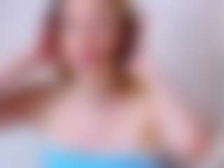 MaeBrowning's Live Sex Cam Show