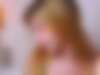 MaeBrowning's Live Sex Cam Show