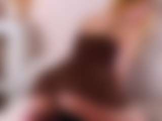 MaeBrowning's Live Sex Cam Show