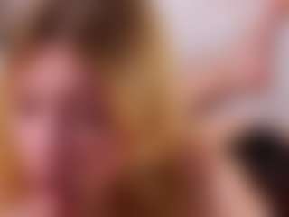 MaeBrowning's Live Sex Cam Show