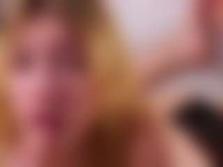 MaeBrowning's Live Sex Cam Show