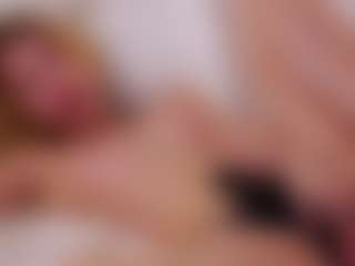 MaeBrowning's Live Sex Cam Show