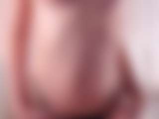 MaeBrowning's Live Sex Cam Show