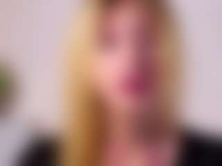 MaeBrowning's Live Sex Cam Show