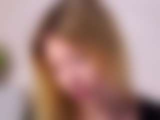 MaeBrowning's Live Sex Cam Show