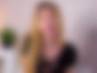 MaeBrowning's Live Sex Cam Show