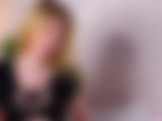 MaeBrowning's Live Sex Cam Show
