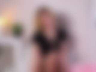 MaeBrowning's Live Sex Cam Show
