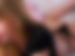 MaeBrowning's Live Sex Cam Show