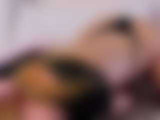 Live cam show with MaeBrowning - Blonde Hair on Camsoda Late Night