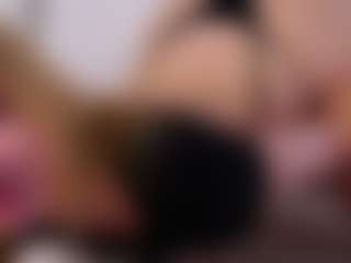MaeBrowning's Live Sex Cam Show