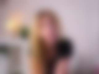 MaeBrowning's Live Sex Cam Show